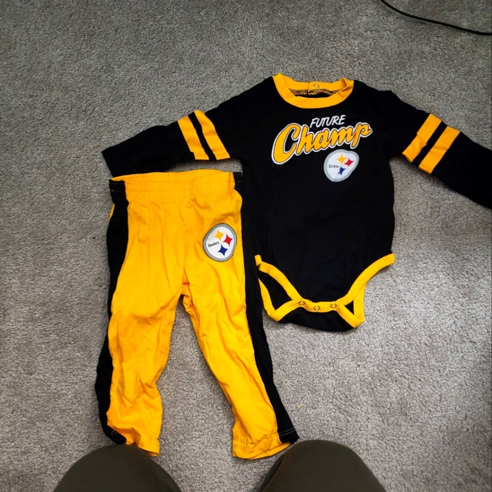 Steelers baby set